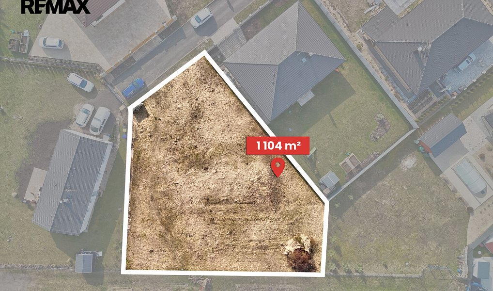 Prodej stavebního pozemku 1 104 m², Hrobce – náhled fotky 4