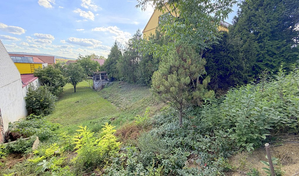 Pronájem domu 150 m² s pozemkem 1 406 m², Hluk – náhled fotky 22