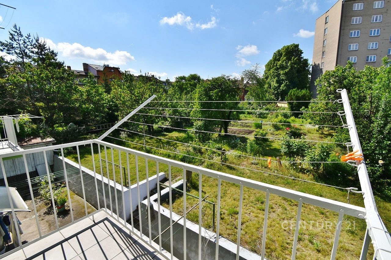 Pronájem bytu 1+1 44 m² – fotografie 2