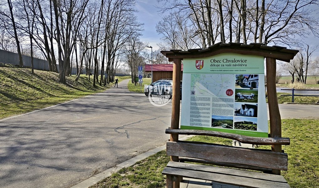 Prodej domu 100 m² s pozemkem 964 m², Chvalovice – náhled fotky 26