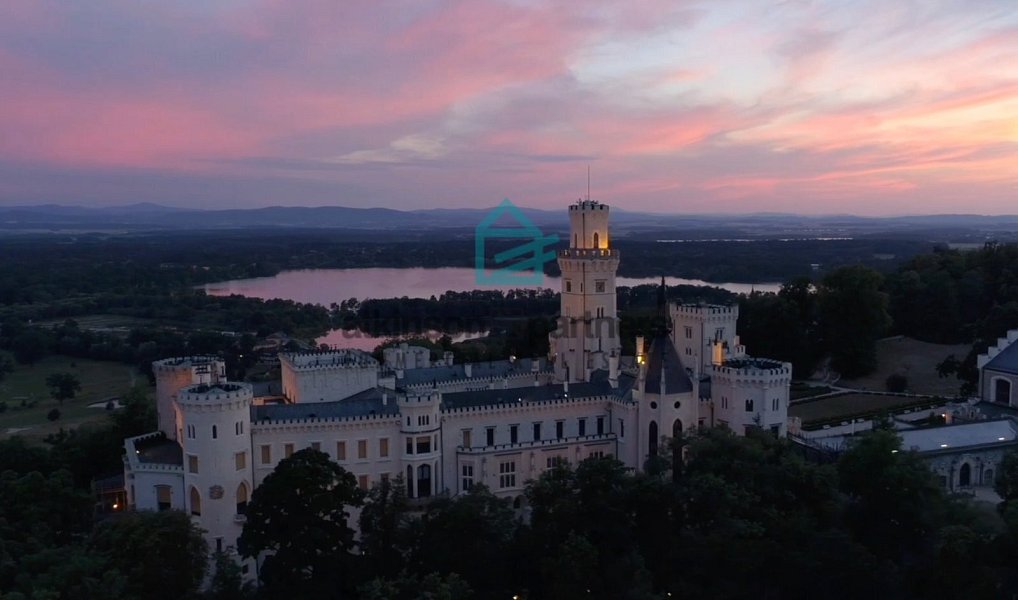 Prodej stavebního pozemku 976 m², Hluboká nad Vltavou – náhled fotky 3
