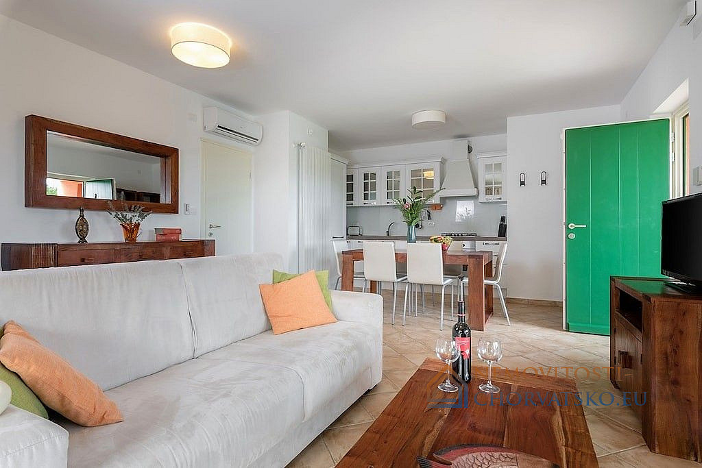Prodej domu 159 m² s pozemkem 1 130 m² - Więcej