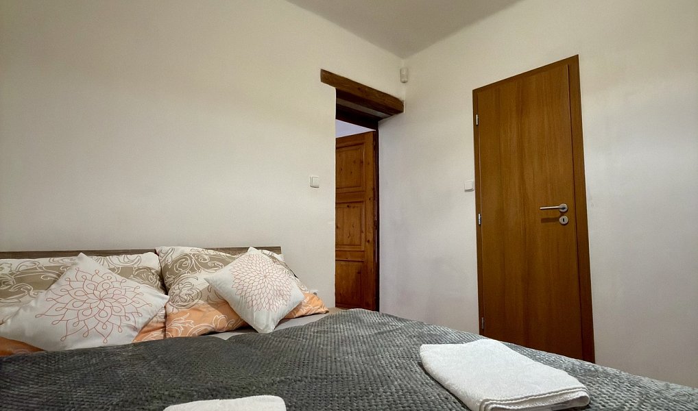 Prodej domu 180 m² s pozemkem 106 m², Černá v Pošumaví – náhled fotky 3