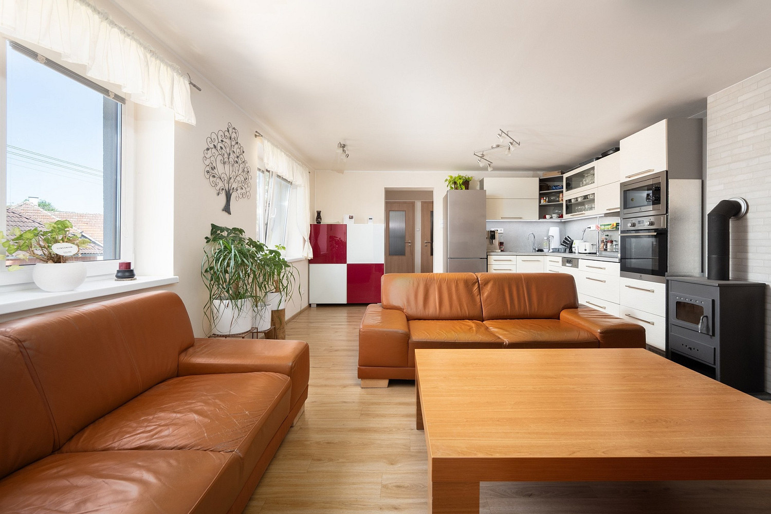 Prodej domu 82 m² s pozemkem 677 m² — photo 3