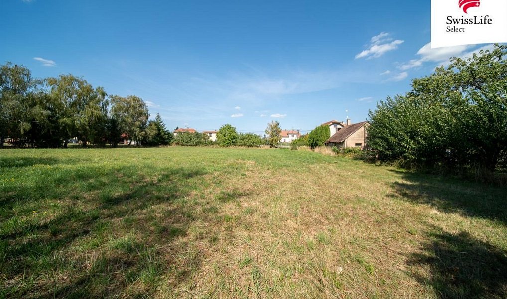 Prodej stavebního pozemku 1 518 m², Měník – náhled fotky 3