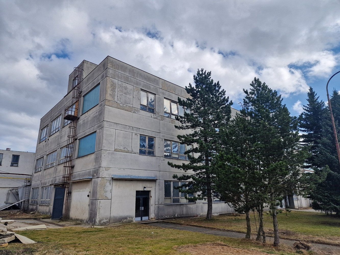 Pronájem výrobních prostor 918 m² – fotografie 5