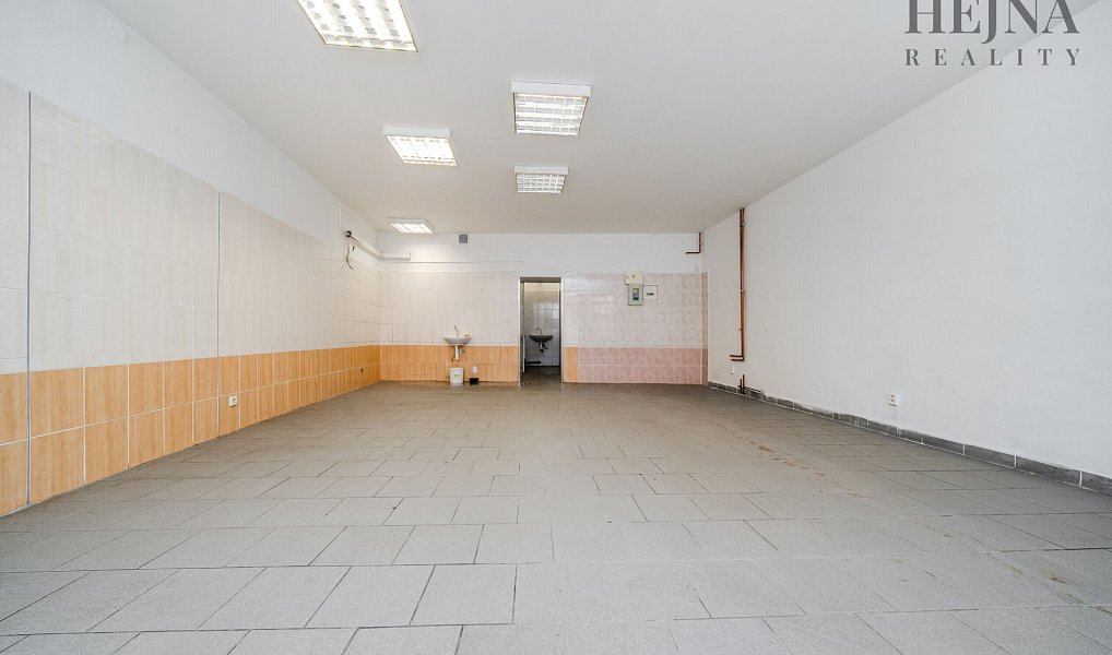 Pronájem obchodních prostor 61 m², Karviná – náhled fotky 3