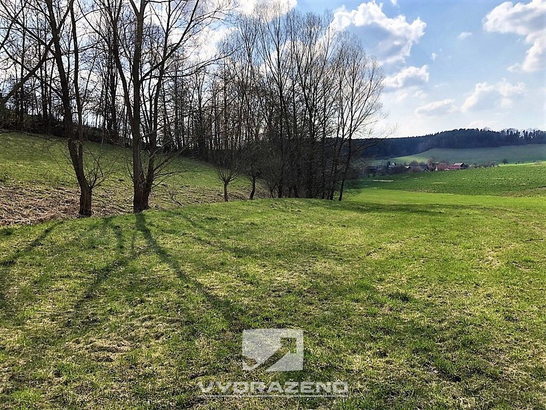 Prodej louky 3 277 m²