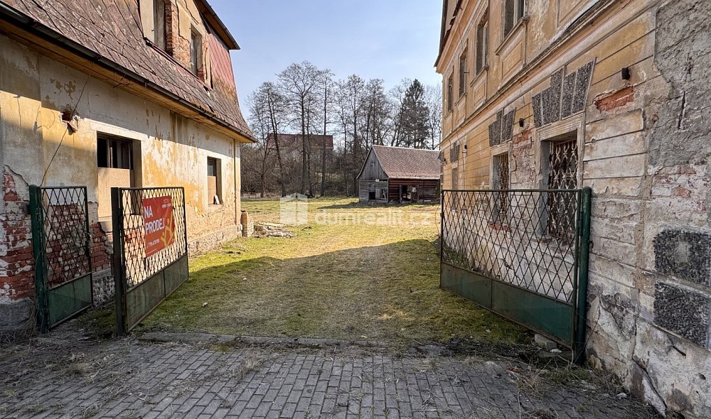 Prodej domu 349 m² s pozemkem 796 m², Cvikov – náhled fotky 10