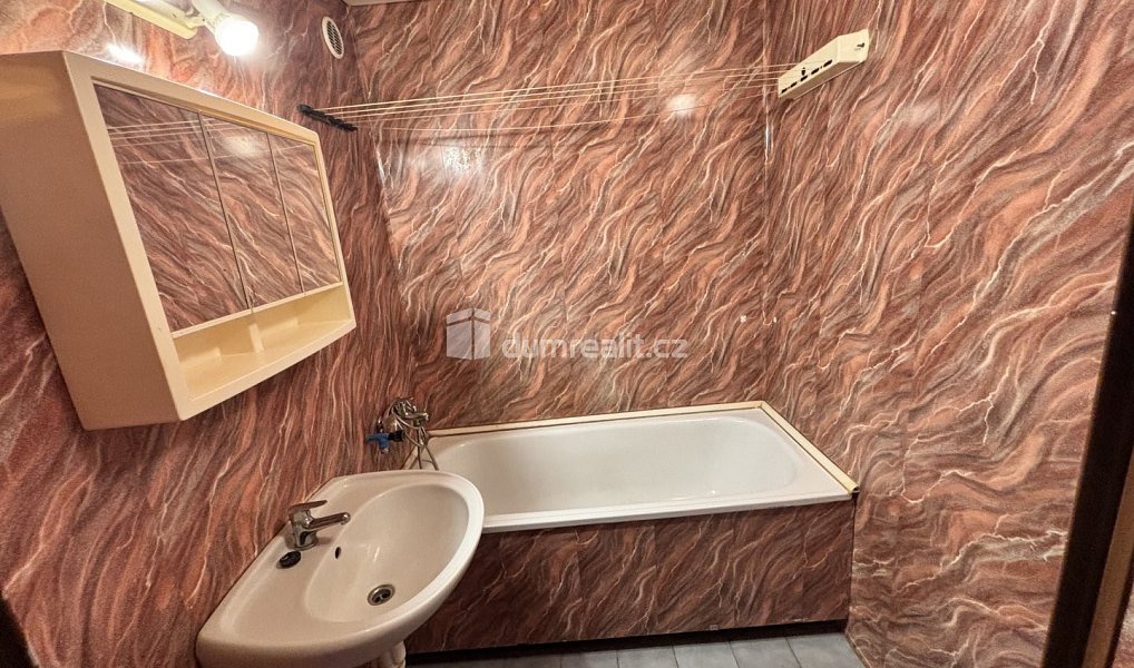 Pronájem bytu 3+1 70 m², Luhačovice – náhled fotky 4