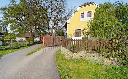 Prodej domu 271 m² s pozemkem 1 077 m², Rožmitál pod Třemšínem - Pňovice, okres Příbram