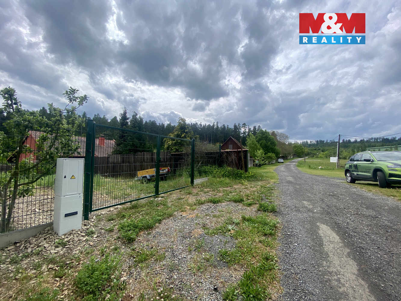 Prodej stavebního pozemku 850 m² — photo 2