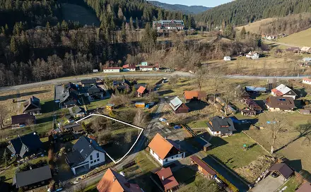 Prodej stavebního pozemku 1 000 m², Velké Karlovice, okres Vsetín