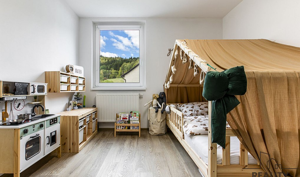 Prodej domu 284 m² s pozemkem 806 m², Větřní – náhled fotky 21