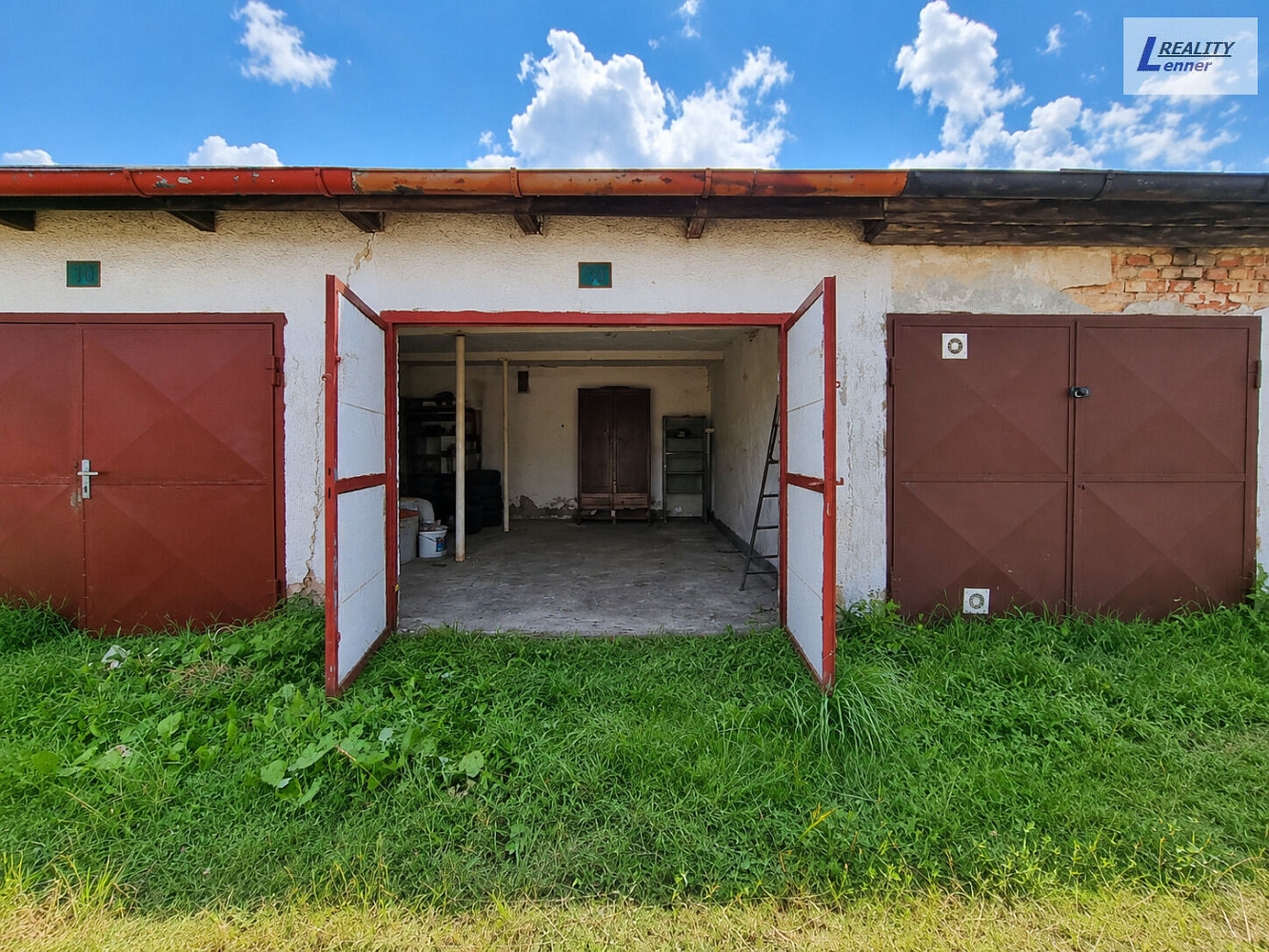 Prodej zděné garáže 18 m2 s vlastním pozemkem — photo 2