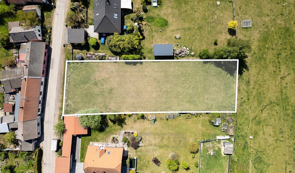 Prodej stavebního pozemku 1 750 m², Lipí – náhled fotky 2