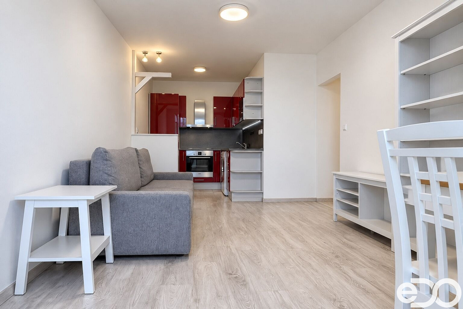 Pronájem bytu 2+kk 41 m² – fotografie 3