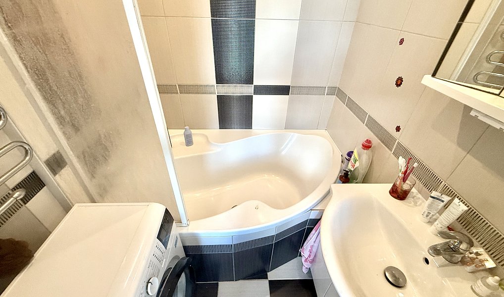 Prodej bytu 3+1 78 m², Jihlava – náhled fotky 15