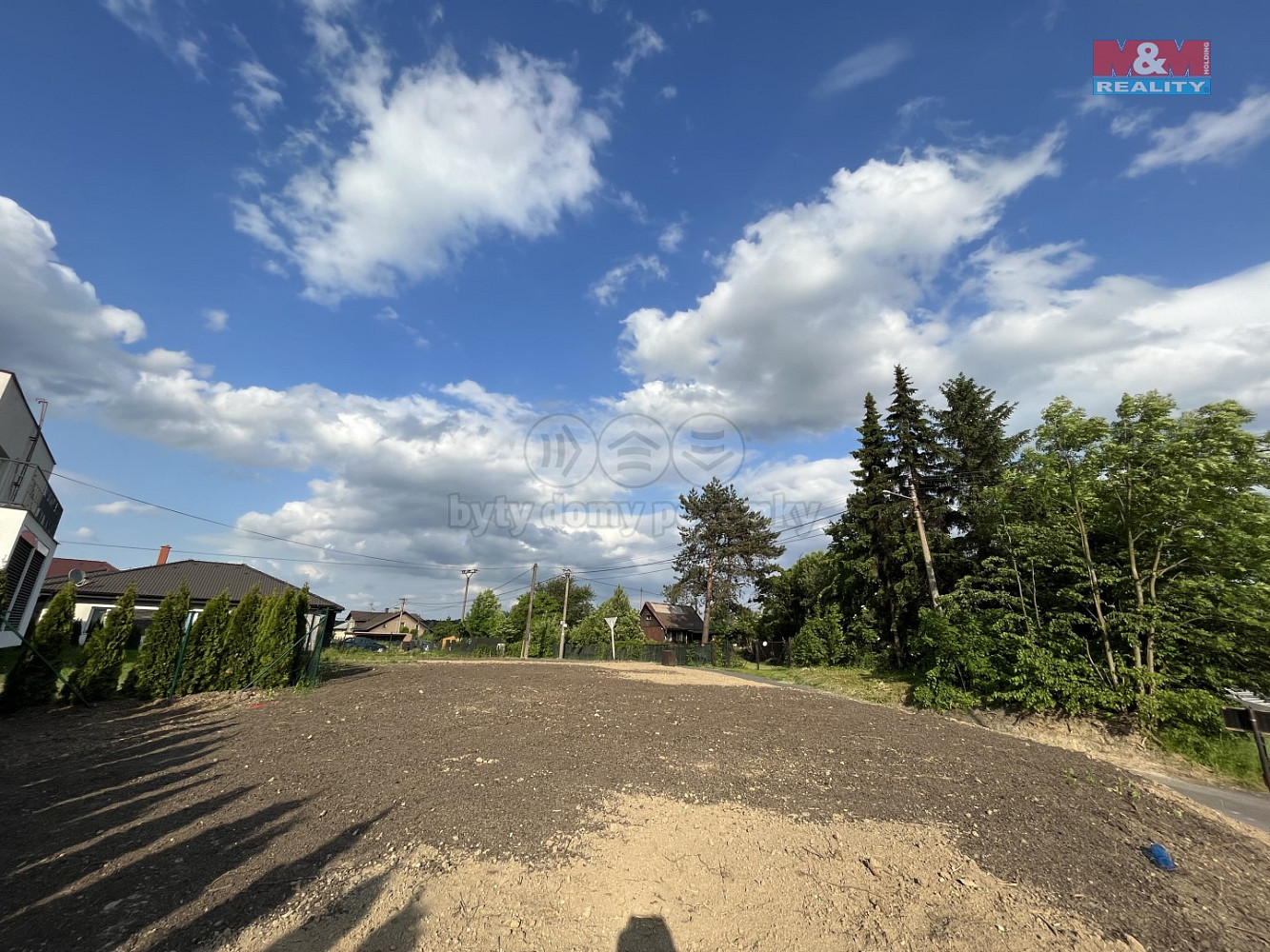 Prodej stavebního pozemku 710 m² – fotografie 2