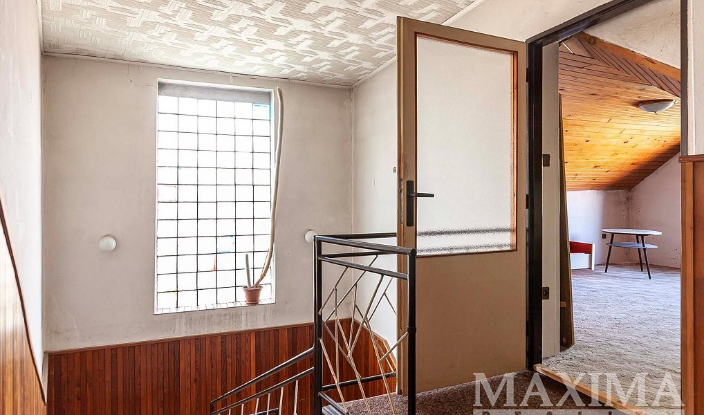 Prodej domu 244 m² s pozemkem 503 m², Městec Králové – náhled fotky 8