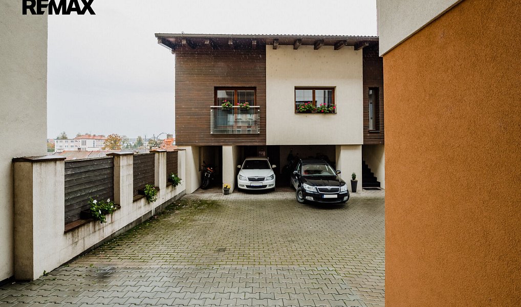 Prodej kanceláře 214 m², Tábor – náhled fotky 2