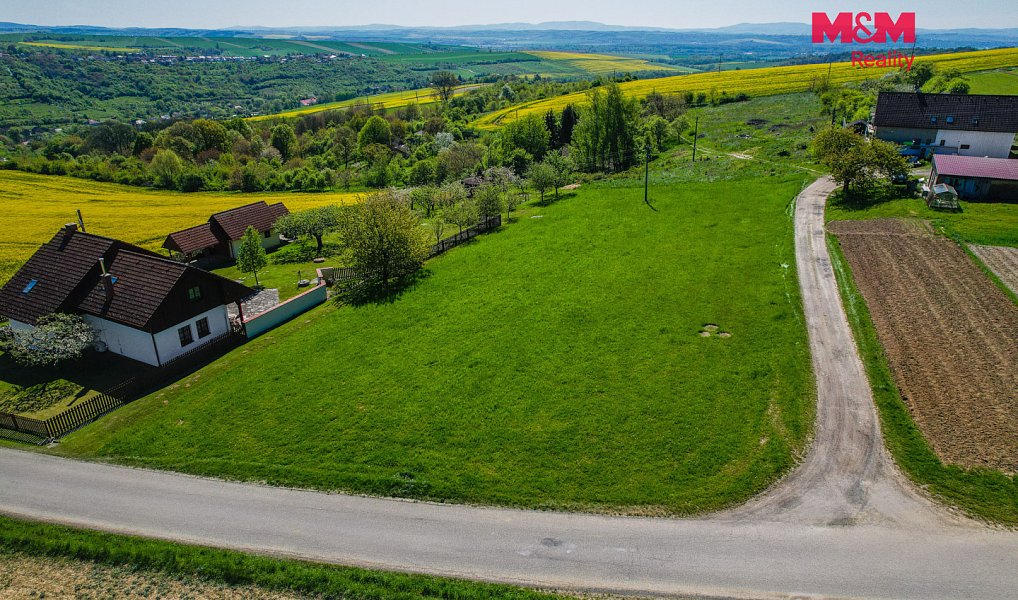 Prodej stavebního pozemku 1 400 m², Halenkovice – náhled fotky 4