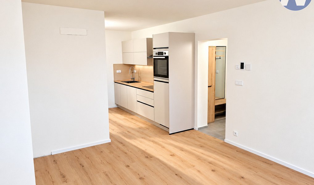 Pronájem bytu 2+kk 66 m², Horní Planá – náhled fotky 3