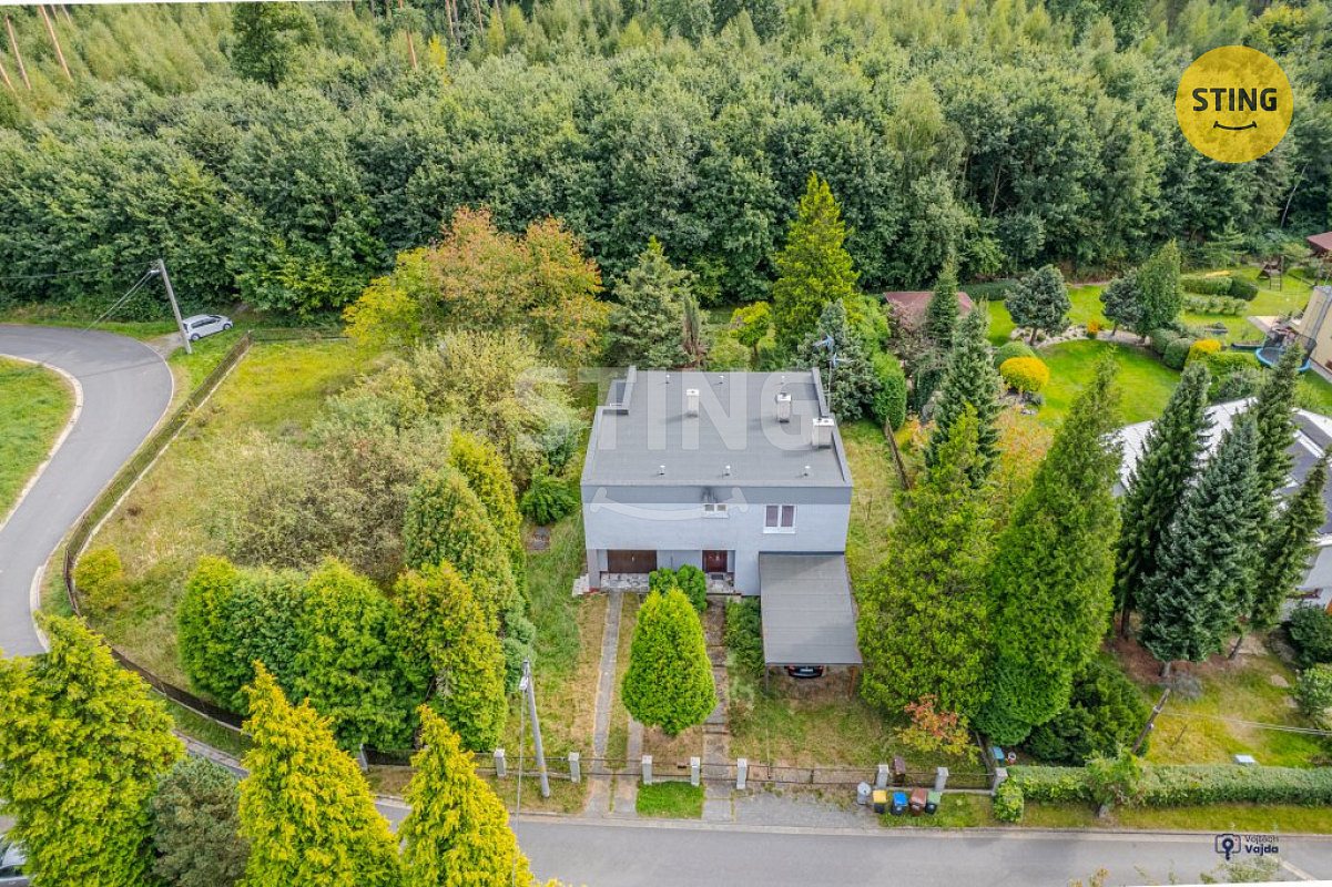 Prodej domu 175 m² s pozemkem 1 677 m² – pohled 3