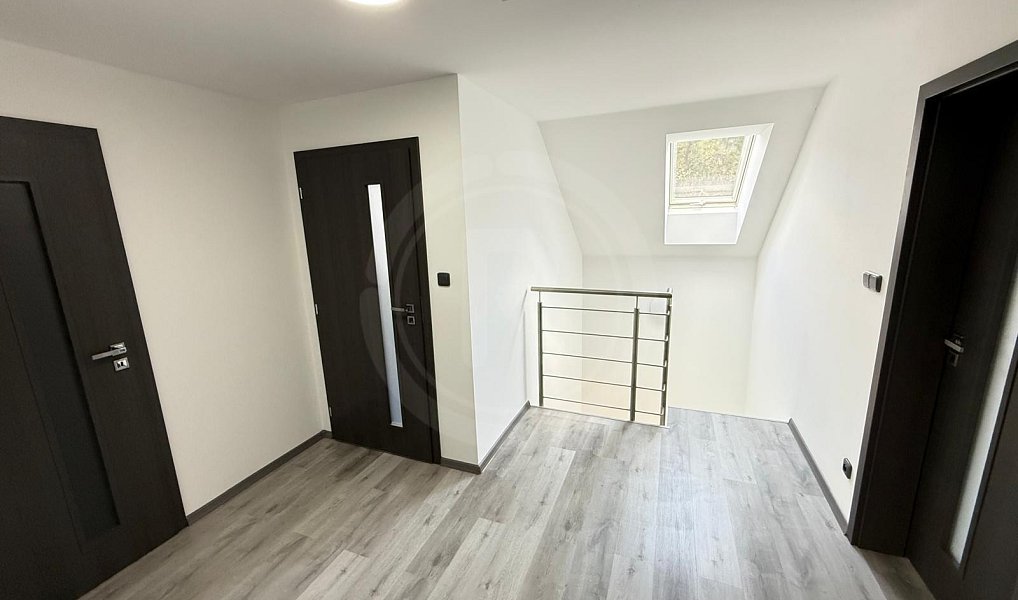 Pronájem domu 150 m² s pozemkem 210 m², Dubičné – náhled fotky 8
