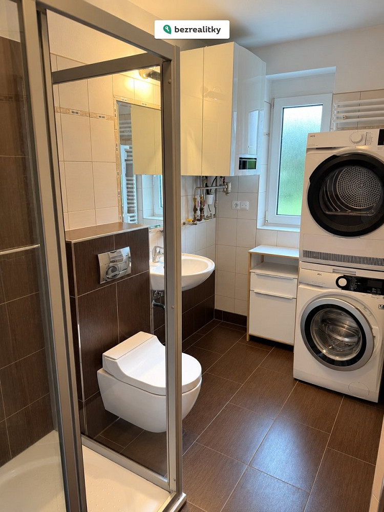 Prodej domu 200 m² s pozemkem 500 m² – fotografie 4
