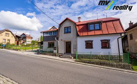 Prodej domu 177 m² s pozemkem 358 m², Loučky, okres Semily