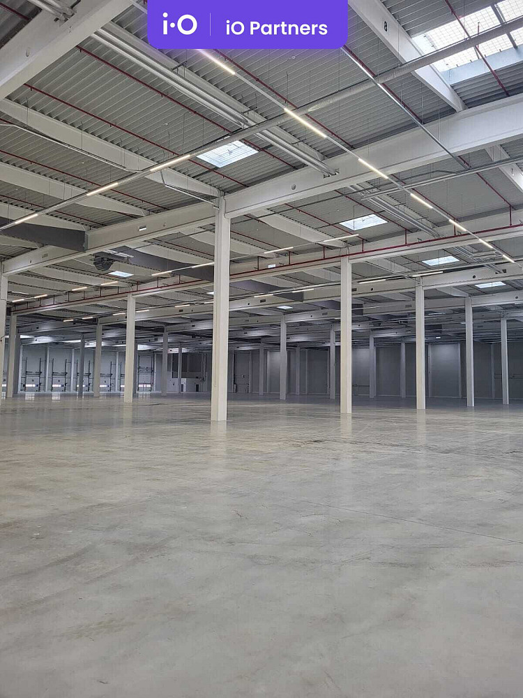Pronájem skladovacích prostor 2 000 m²