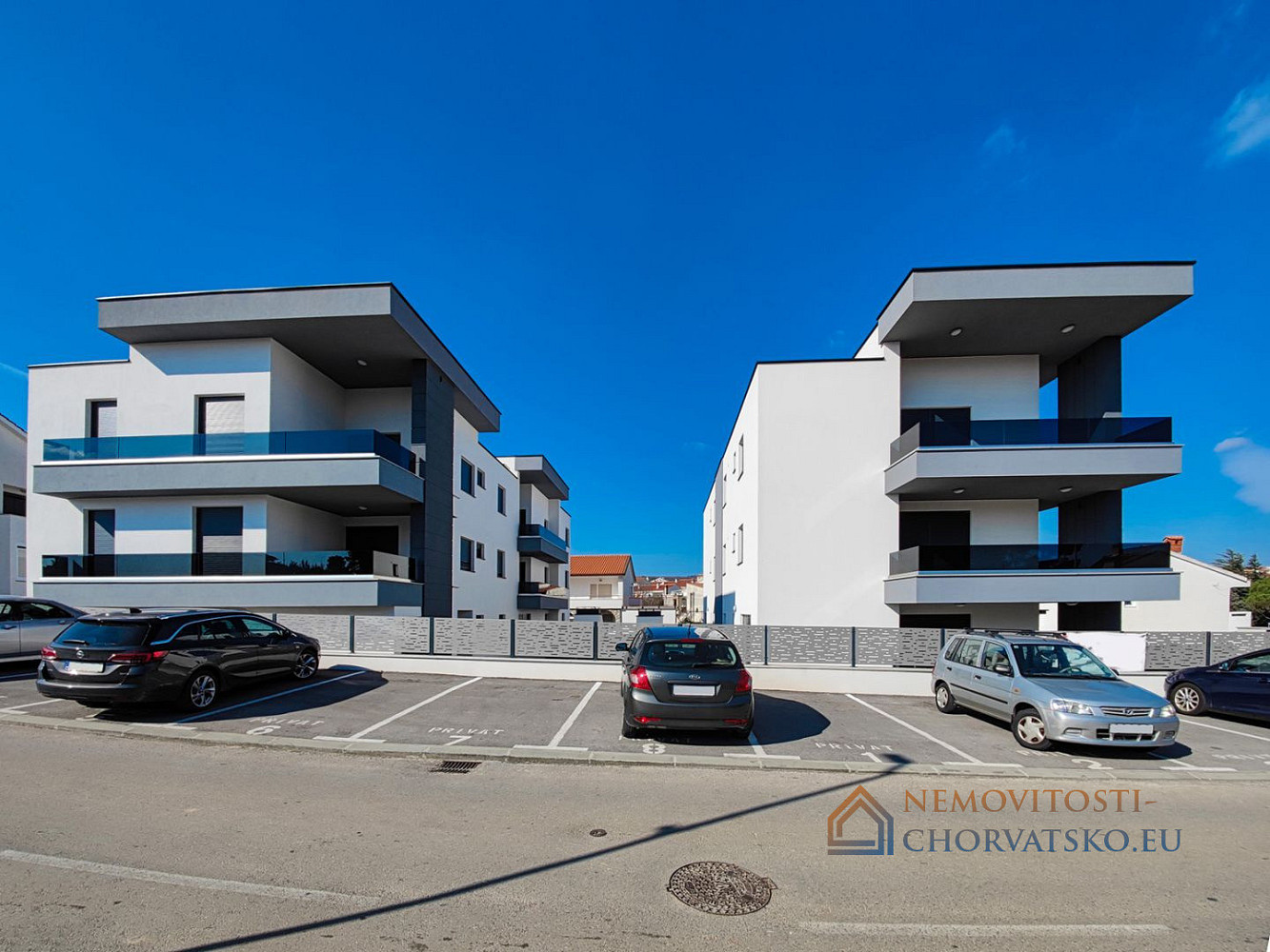 Prodej bytu 3+kk 137 m² – pohled 2