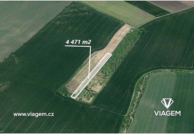 Prodej pole 2 980 m²
