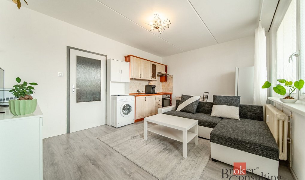 Prodej bytu 2+kk 31 m², Praha – náhled fotky 2