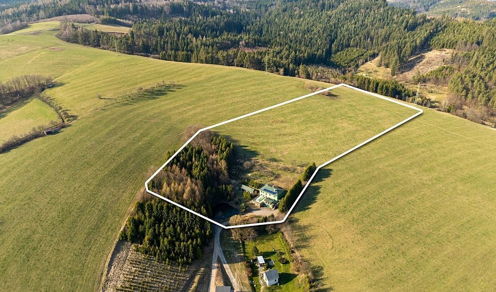 Prodej domu 525 m² s pozemkem 35 000 m², Liptál – náhled fotky 3