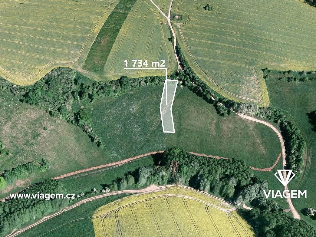 Prodej pole 867 m²