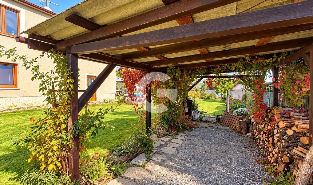 Prodej domu 220 m² s pozemkem 766 m², Zlín – náhled fotky 7
