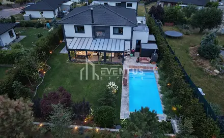 Prodej domu 307 m² s pozemkem 1 005 m², Na Lukách, Psáry - Dolní Jirčany, okres Praha-západ