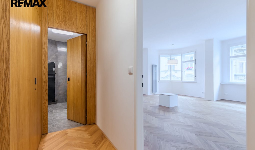 Prodej bytu 2+kk 92 m², Praha – náhled fotky 10