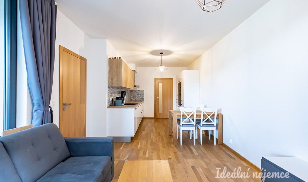 Pronájem bytu 2+kk 50 m², Praha – náhled fotky 7