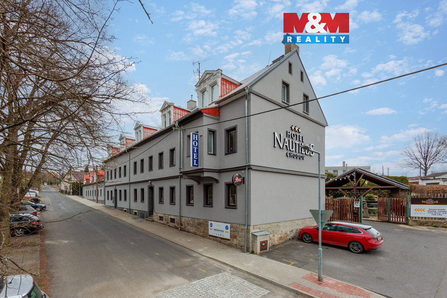 Prodej ubytovacího objektu 2 700 m²