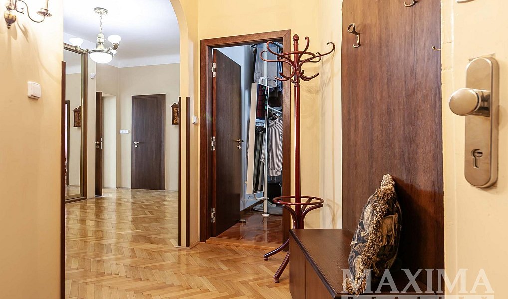 Prodej bytu 2+1 89 m², Praha – náhled fotky 14