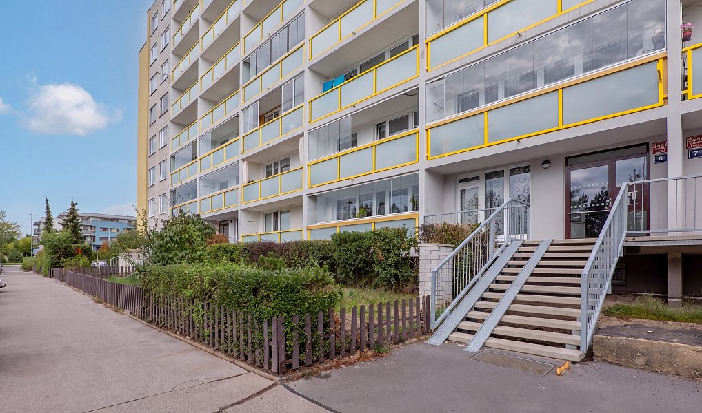 Prodej bytu 3+1 73 m², Praha – náhled fotky 17