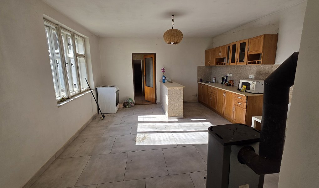 Prodej stavebního pozemku 1 906 m², Ústrašín – náhled fotky 6