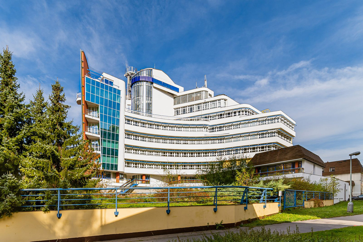 Pronájem kanceláře 285 m²