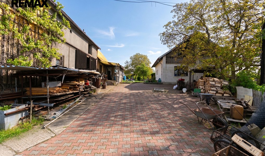 Prodej domu 225 m² s pozemkem 3 499 m², Litvínov – náhled fotky 9