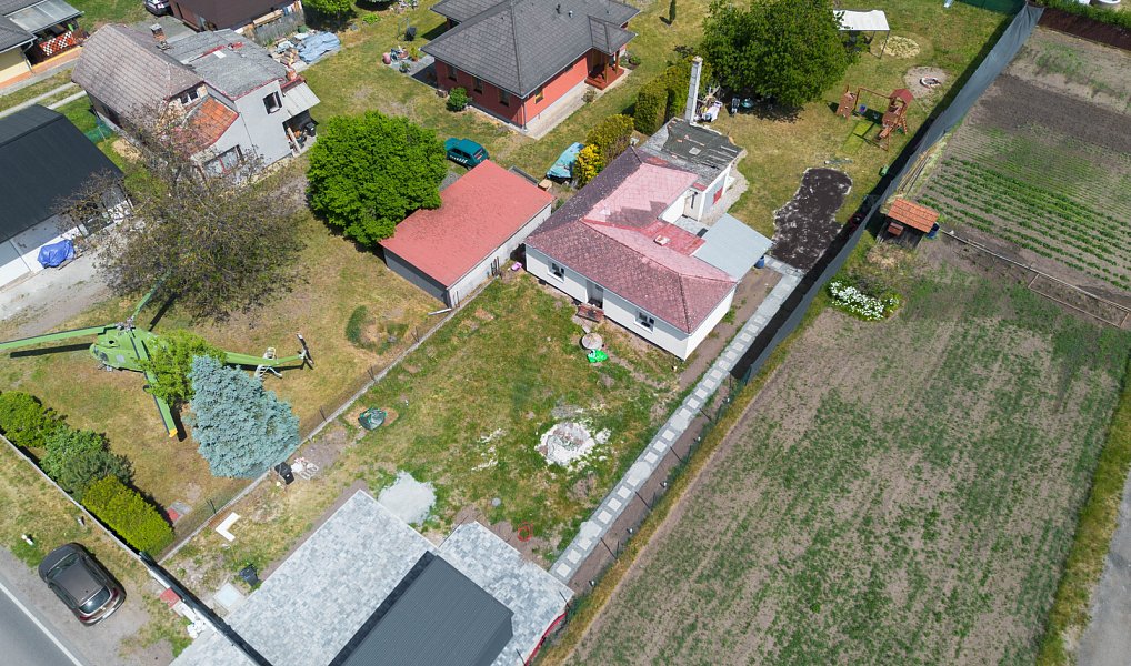 Prodej domu 56 m² s pozemkem 1 044 m², Tišice – náhled fotky 22
