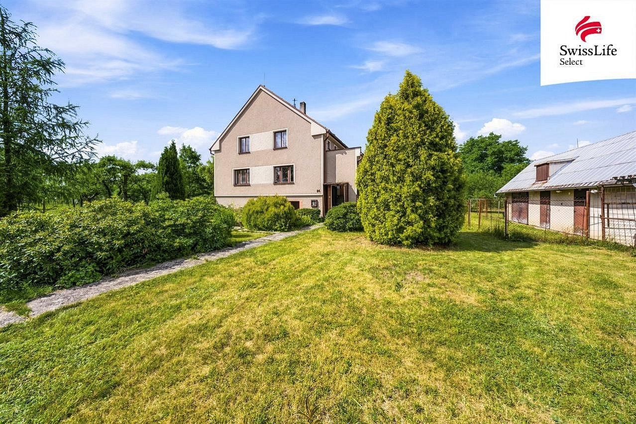 Prodej domu 325 m² s pozemkem 2 293 m²