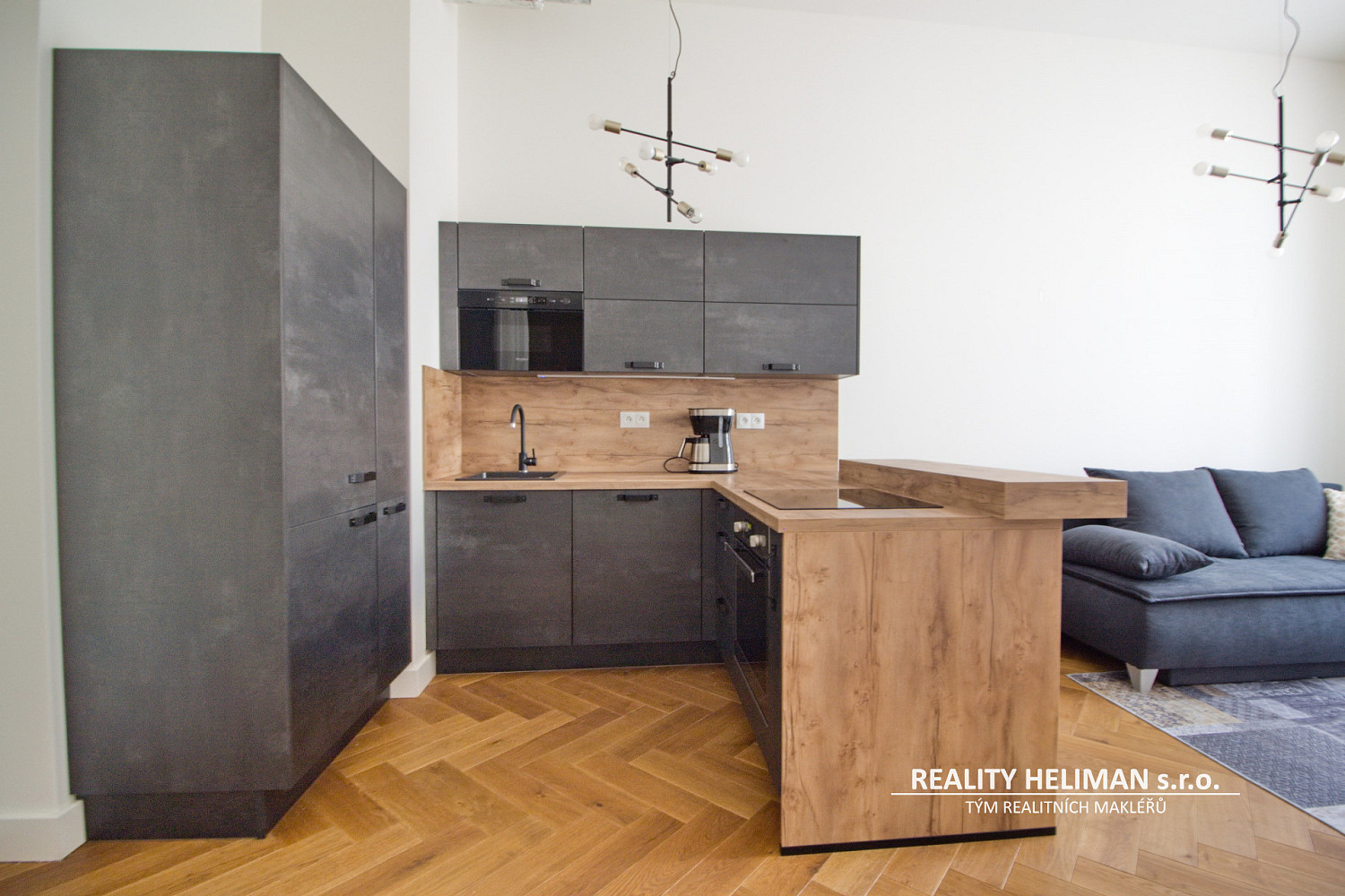 Pronájem bytu 2+kk 72 m² – fotografie 4